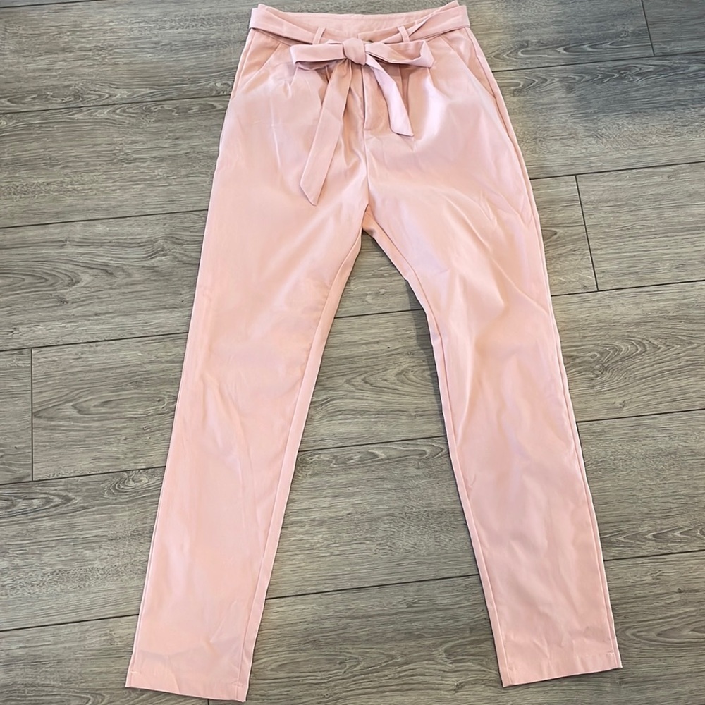 NWOT Zaful Pink Tie Waist Pants - Size 4